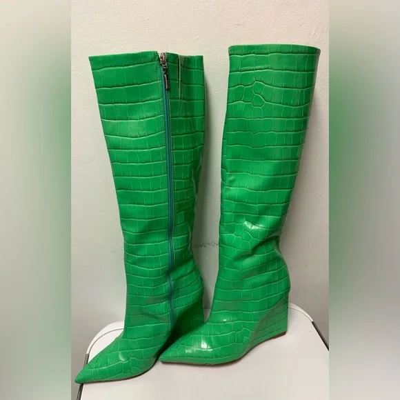 SCHUTZ ASYA UP COUROS/VERDE WIDE CROCO /GIANNI GRE Vibrant Green Embossed Boots - Picture 5 of 8